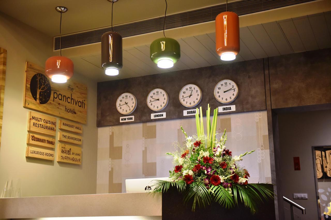 The Panchvati Hotel Rádzskot Kültér fotó