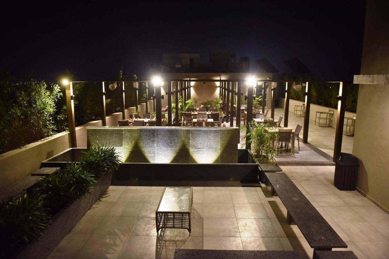 The Panchvati Hotel Rádzskot Kültér fotó