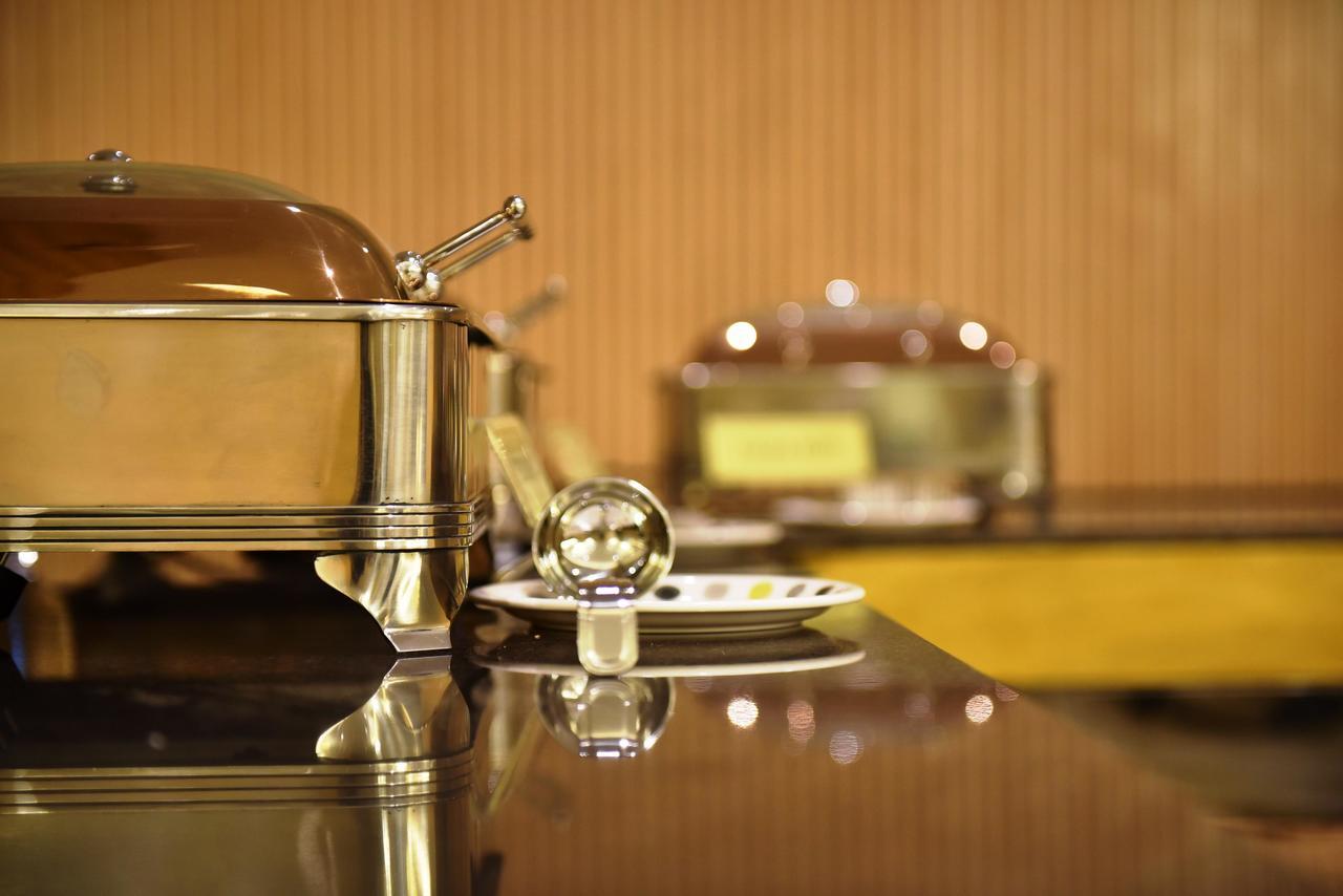The Panchvati Hotel Rádzskot Kültér fotó